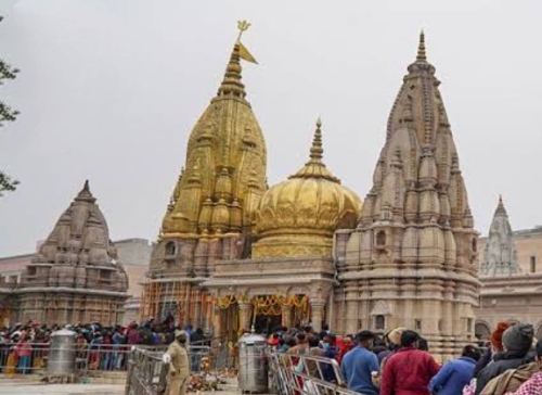 दूर-दराज के क्षेत्रों से वाराणसी की तरफ आने वाले लोग महाशिवरात्रि के दिन अन्य शिव मंदिरों में दर्शन प्राप्त करें