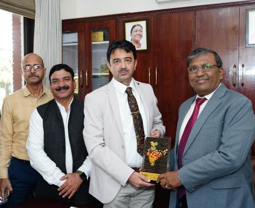 टीएचडीसीआईएल ईटी गवर्नमेंट डिजिटेक अवार्ड्स- 2025 के “आपदा प्रबंधन में डिजिटल नवाचार- गोल्ड कैटेगरी” से सम्मानित 
