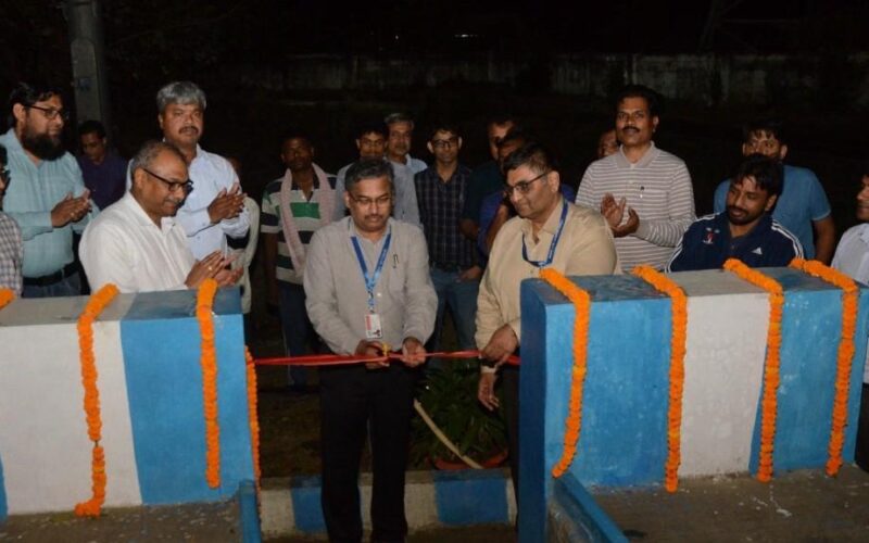 एनटीपीसी बाढ़ में कार वॉशिंग सेंटर का उद्घाटन