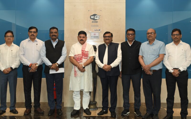 कोयला एवं खान राज्य मंत्री ने सीसीएल और सीएमपीडीआई की संयुक्त समीक्षा बैठक की
