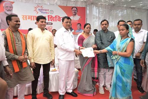 आम लोगों की समस्याओं के निराकरण एवं उनकी मांगों को पूरा करने का सशक्त माध्यम बन रहा है सुशासन तिहार – उद्योग मंत्री