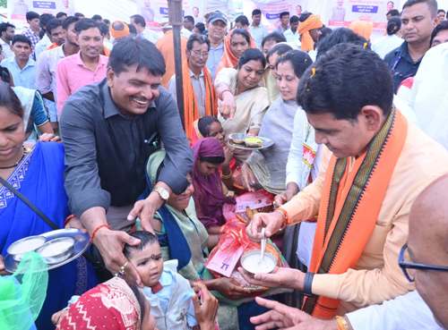 समाधान शिविर से लोगों की मांगों और समस्याओं का हो रहा निराकरण: राजस्व मंत्री