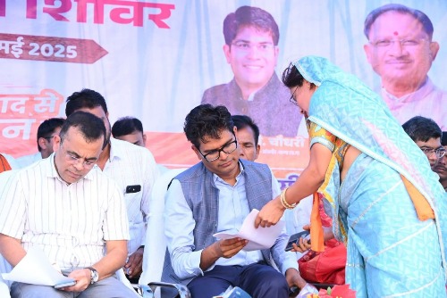 संवाद से समाधान की ओर, जन सेवा को समर्पित हैसुशासन तिहार – वित्त मंत्री