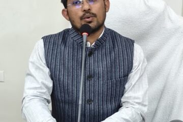 किसानों को बुवाई के मौसम में खाद की न हो कमी, कालाबाजारी पर करें कड़ी कार्रवाई – जिलाधिकारी 