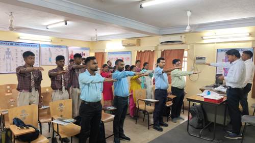 डीएवी बरकाकाना के शिक्षकों के लिए प्राथमिक चिकित्सा प्रशिक्षण कार्यक्रम का आयोजन
