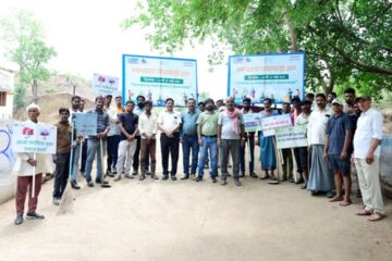 एनटीपीसी गाडरवारा द्वारा “स्वच्छता पखवाड़ा” के तहत परियोजना-प्रभावित गांव के आसपास स्वच्छता अभियान चलाया गया