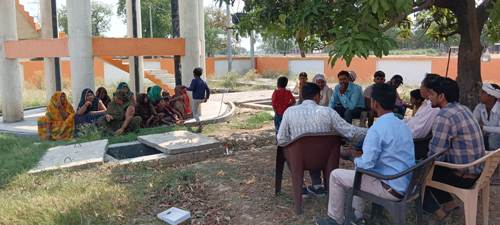 जल जीवन मिशन के अंतर्गत स्वच्छ पेयजल हेतु ग्रामवासियों को किया गया जागरूक