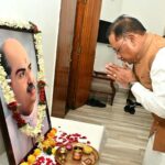 मुख्यमंत्री विष्णु देव साय ने डॉ. श्यामा प्रसाद मुखर्जी की पुण्यतिथि पर श्रद्धांजलि अर्पित की