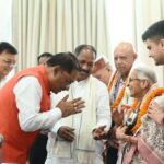 लोकतंत्र केवल एक शासन प्रणाली नहीं, बल्कि जीवन जीने की एक पद्धति – मुख्यमंत्री