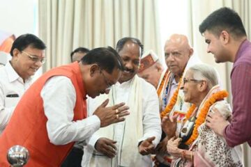 लोकतंत्र केवल एक शासन प्रणाली नहीं, बल्कि जीवन जीने की एक पद्धति – मुख्यमंत्री