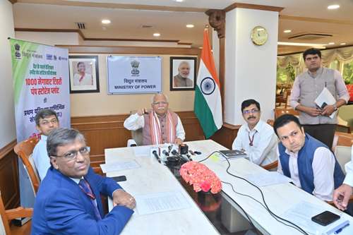 केंद्रीय विद्युत तथा आवास एवं शहरी कार्य मंत्री ने टिहरी पीएसपी की प्रथम यूनिट के प्रचालन का उद्घाटन किया