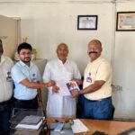 राजभाषा विभाग, एनटीपीसी टांडा द्वारा हिंदी पुस्तकों का वितरण