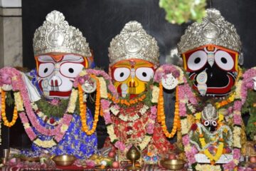 रथयात्रा महोत्सव में शामिल हुए राज्यपाल रमेन डेका और मुख्यमंत्री विष्णु देव साय