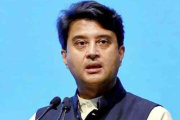 भाजपा जिला मंत्री शुक्ला के निवेदन पर सिंधिया ने रेल मंत्री को लिखा पत्र