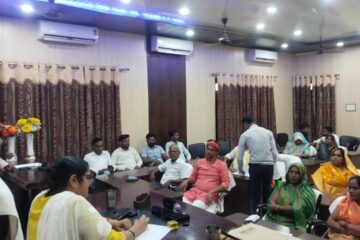 नगर पालिका बोर्ड की बैठक में नगर की साफ सफाई को लेकर चर्चा 