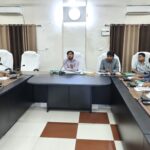 सीएम डैश बोर्ड पर खराब रैंकिंग पर विभागाध्यक्ष पर होगी कार्रवाई – जिलाधिकारी