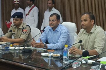 जनपदवासी वृक्षारोपण कर जनपद का ग्रीन कवरेज बढ़ाये- एमडी रोडवेज मासूम अली सरवर
