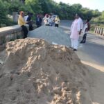 हाई चैनल की टूटी दिवाल का भक्सी से हो रही जोड़ाई 