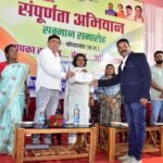 कोंडागांव में ‘आकांक्षा हाट’ का शुभारंभ,आकांक्षी जिला में कोंडागांव जिले को मिला है गोल्ड मैडल