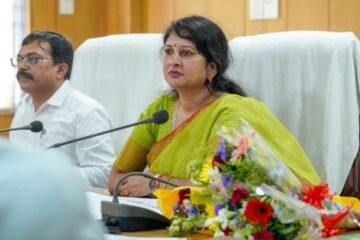 बाल संरक्षण आयोग की अध्यक्ष डॉ. वर्णिका शर्मा का बेमेतरा दौरा
