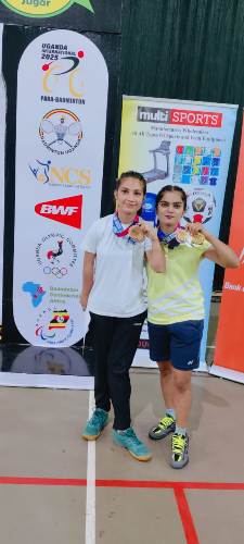 स्वाति और कनक सिंह ने युगांडा पैरा बैडमिंटन इंटरनेशनल टूर्नामेंट में स्वर्ण, रजत और कांस्य पदक जीतकर देश और प्रदेश का नाम किया रोशन