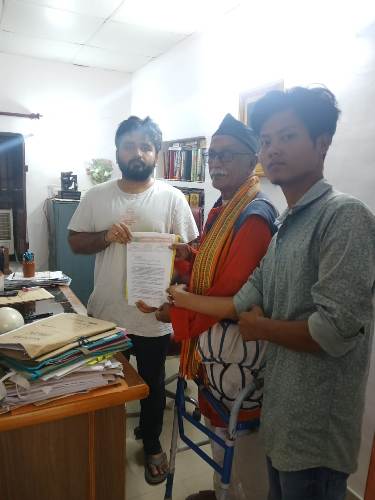 अनपरा और पिपरी को तहसील, दुद्धी को जिला बनाने की मांग को लेकर सौंपा ज्ञापन