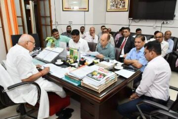 उत्तर प्रदेश सरकार खरीफ फसलों के लिए किसानों को समय पर उर्वरक उपलब्ध कराने के लिए प्रतिबद्ध – सूर्य प्रताप शाही