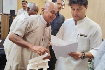 जनहित की समस्याओं को लेकर सिंधिया से मिले भाजपा मंत्री