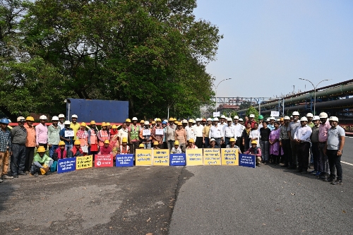 स्टील अथॉरिटी ऑफ़ इंडिया लिमिटेड के रिफ्रैक्टरी विभाग द्वारा सड़क सुरक्षा जागरूकता अभियान का आयोजन