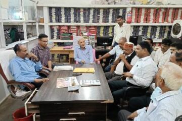 दुद्धी उप निबंधन कार्यालय में भ्रष्टाचार की जाँच करने पहुंची टीम