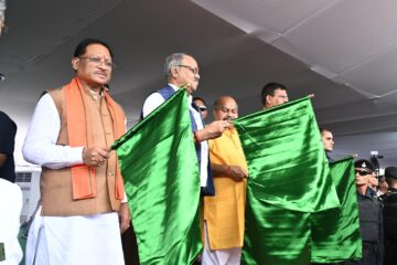 प्रधानमंत्री की विशेष पहल से बस्तर समेत प्रदेश भर में रेल सेवाओं का बढ़ा दायरा:मुख्यमंत्री साय