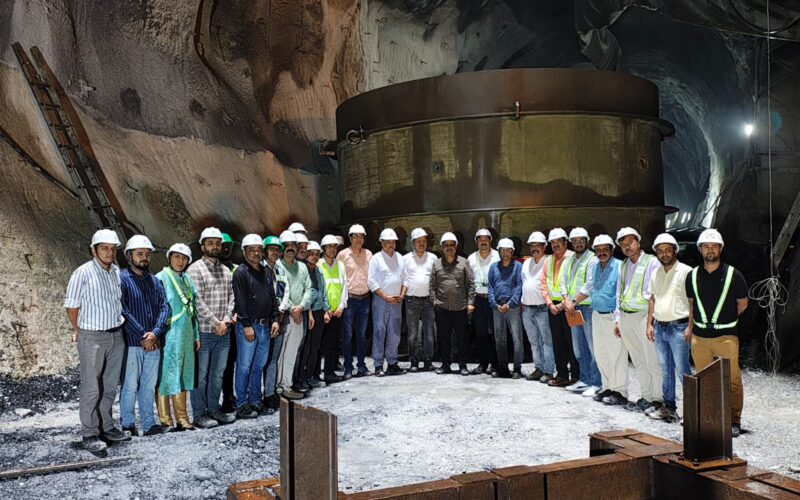 444 मेगावाट विष्णुगाड़-पीपलकोटी जल विद्युत परियोजना  में पेनस्टॉक स्टील लाइनर की इंस्टॉलेशन प्रक्रिया प्रारंभ