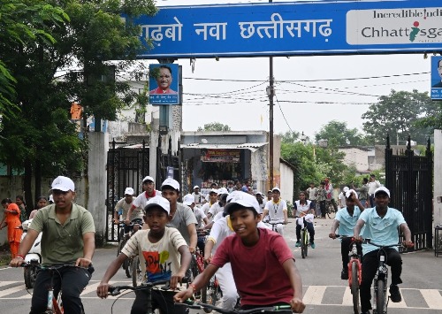 राष्ट्रीय खेल दिवस पर निकाली गई साइकल रैली
