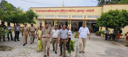 जनपद में प्रारम्भिक अर्हता परीक्षा पी0ई0टी0 -2025 शांतिपूर्ण व सकुशल सम्पन्न