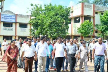 स्कूल शिक्षा मंत्री गजेन्द्र यादव ने किया विद्यालयों का निरीक्षण