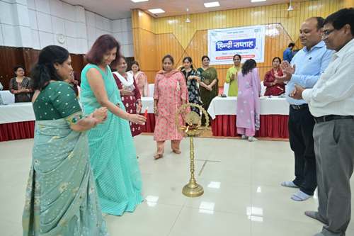 इफको फूलपुर इकाई में हिंदी सप्ताह के अंतर्गत विभिन्न प्रतियोगिताओं का आयोजन किया गया