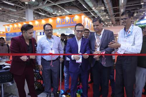 यूपी इंटरनेशनल ट्रेड शो 2025 में एनटीपीसी स्टॉल छोड़ रहा अपनी अलग छाप