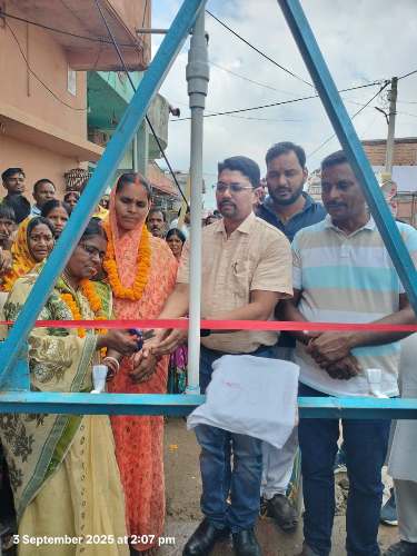 पेटो गाँव में पेयजल सुविधा हेतु दो डीप बोरिंग पंप स्थापित