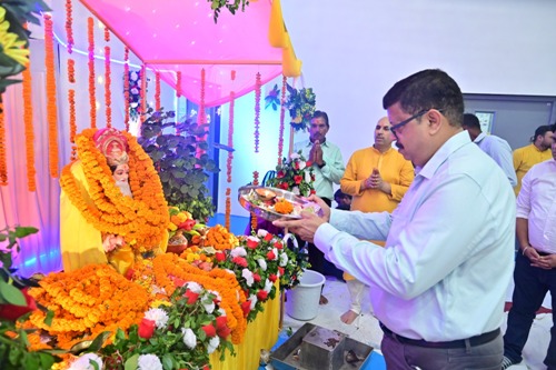 इफको फूलपुर संयंत्र मे  श्री श्री विश्वकर्मा का आयोजन
