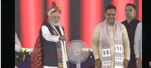प्रधानमंत्री ने आंध्र प्रदेश के रामागिरी में SECI की 300 मेगावाट सौर पीवी परियोजना की आधारशिला रखी