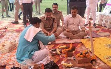पुलिस आवासीय परियोजना की डीएम व एसपी ने किया भूमि पूजन व शिलान्यास