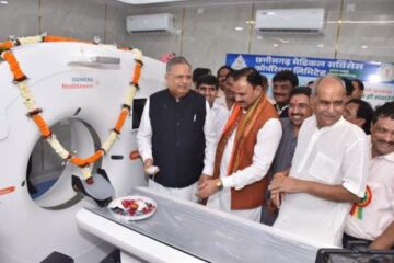विधानसभा अध्यक्ष एवं स्वास्थ्य मंत्री ने 12 करोड़ 5 लाख 92 हजार की लागत के सीटी स्कैन मशीन का किया लोकार्पण