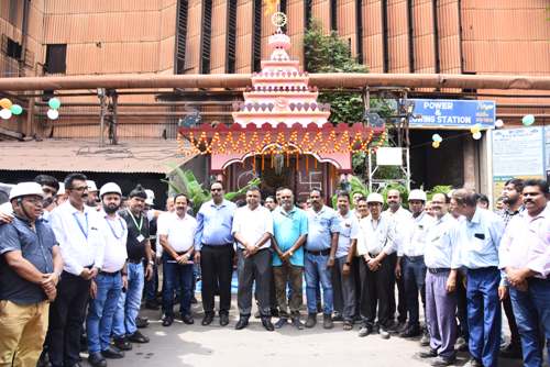 राउरकेला इस्पात संयंत्र में धार्मिक उत्साह और हर्षोल्लास के साथ मना विश्वकर्मा पूजा