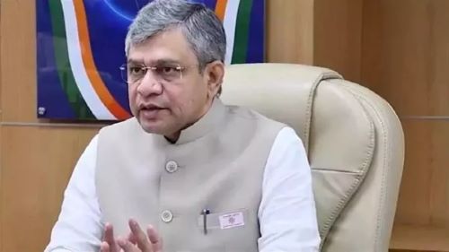 भारतीय रेलवे ने 1 से 19 अक्टूबर के बीच विशेष ट्रेनों के माध्यम से 1 करोड़ से अधिक यात्रियों की यात्रा सुनिश्चित की – केंद्रीय मंत्री अश्विनी वैष्णव