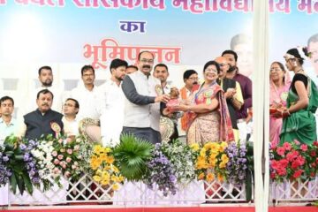 उप मुख्यमंत्री अरुण साव द्वारा कुम्हारी को 16 करोड़ के विकास कार्यों की सौगातें