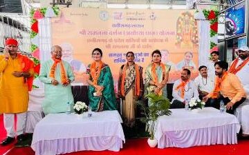 श्रद्धा और उल्लास से भरी स्पेशल ट्रेन से 850 श्रद्धालु हुए, अयोध्या धाम के लिए रवाना, हुए भाव-विभोर