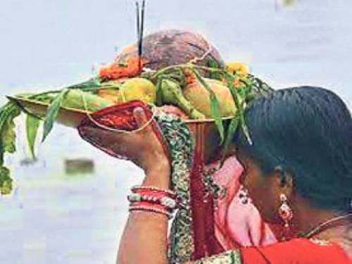 आज नहाय-खाय से शुरू हुआ सूर्य उपासना का महापर्व डाला छठ