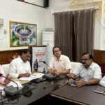 जिलाधिकारी ने राजनैजिक दलों के पदाधिकारियो को दी निर्वाचक नामाविलयों के विशेष प्रगाढ़ पुनरीक्षण कार्यक्रम की जानकारी 
