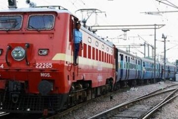 उत्तर रेलवे ने आज दिल्ली क्षेत्र से 28 विशेष रेलगाड़ियां चलाईं