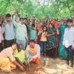 प्रधानमंत्री के मन की बात पूर्व जिला अध्यक्ष डॉ धर्मवीर तिवारी के नेतृत्व में सुनी गई